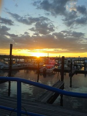 tottenville-marina-staten-island-sunset-boats