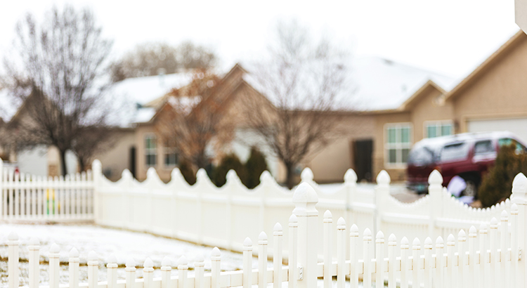 3 Reasons to Consider Selling Your House Before the Winter Holidays