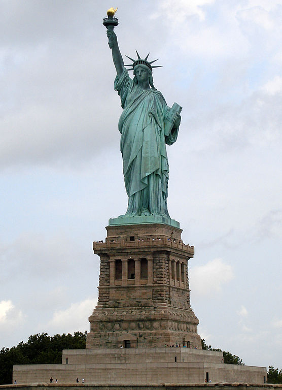 556px-Statue_of_Liberty_7