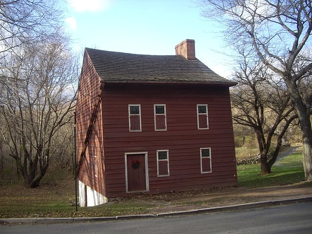 Vorleezer-house-staten-island-museum-historic-richmond-town-oldest-schoolhouse