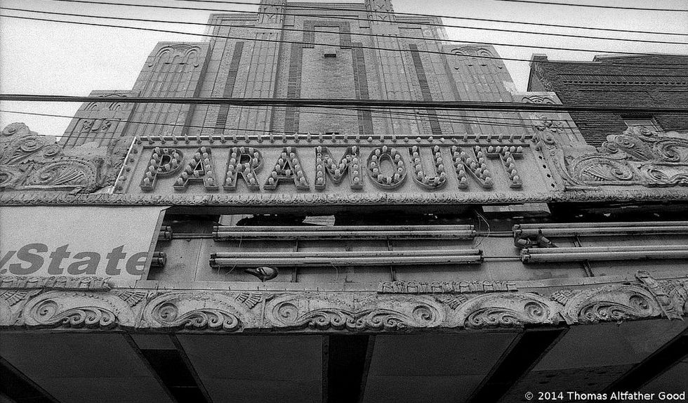 paramount-theater-art-building-movie-theater-staten-island